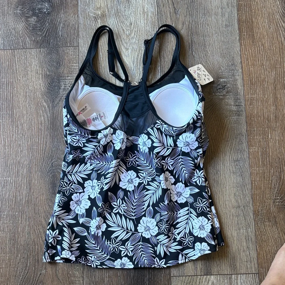ZeroXposur Black and White Crescent Tankini Small NWT - Picture 4 of 6